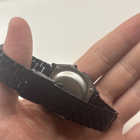 Y2K Vintage Black Digital Watch Adjustable Stainless Steel Unisex - Picture 6 of 6